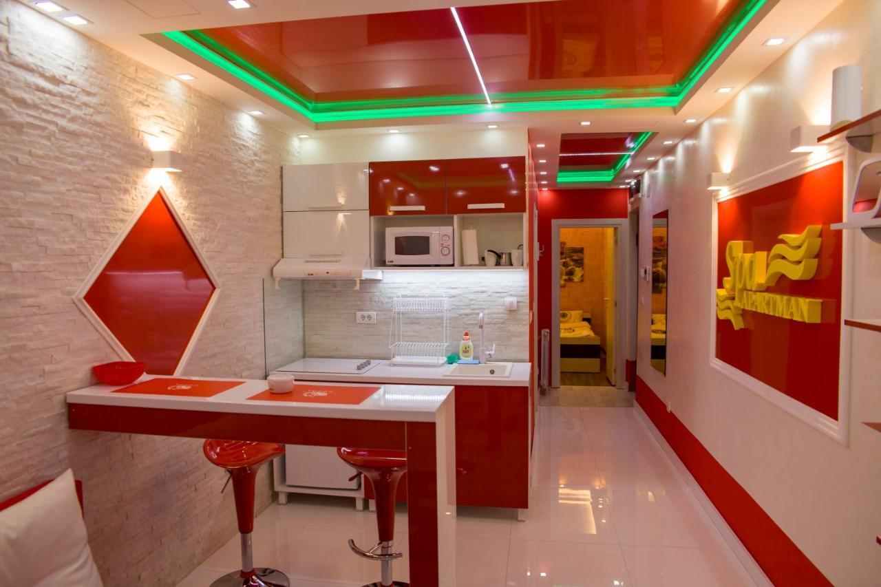 Ferienwohnung Spa Apartman Red Passion Belgrad Exterior foto