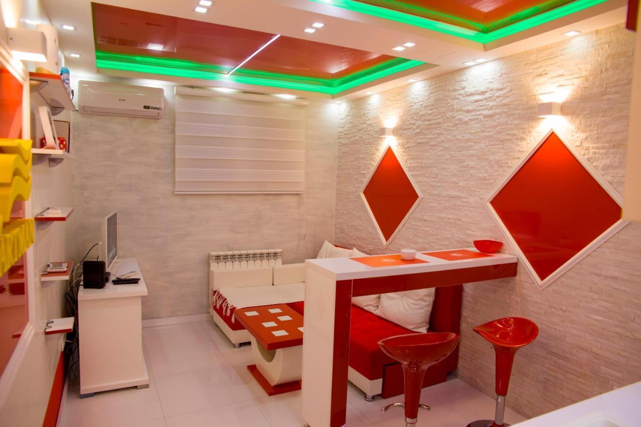 Ferienwohnung Spa Apartman Red Passion Belgrad Exterior foto
